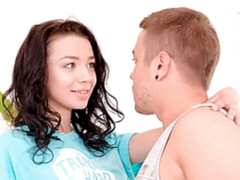 In den arsch, Braunhaarige, Hundestellung, Küssen, Lecken, Muschi, Rasiert, Jungendliche (18+)