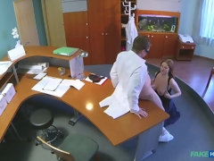 Leie, Spermaladung, Arzt, Hundestellung, Handjob, Krankenschwester, Pov, Spanner