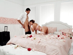 Stellung 69, Amerikanisch, Schlafzimmer, Grosse titten, Braunhaarige, Schwanz, Latina, Piercing