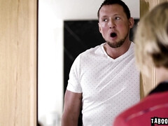 18 jahre, Blondine, Braunhaarige, Hd, Küssen, Masturbation, Kurzes haar, Flotter dreier