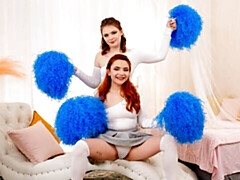 Anal, Gros cul, Grosse bite, En levrette, Lait, Seins naturels, Adolescente, Plan cul à trois