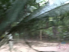 Любители, Минет, Сперма во рту, Подружка, Масло, Оргазм, На природе, На публике