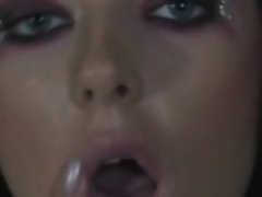 Sucer une bite, Brunette brune, Tir de sperme, Faciale, Hd, Nénés