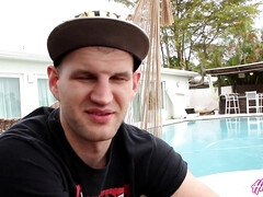 Grosser schwanz, Blasen, Schwanz, Erstes mal, Hardcore, Hd, Zierlich, Rau