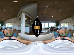 Dreidimensional, Grosse titten, Pornostars