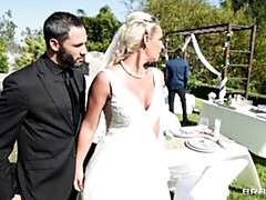 デカ尻, デカチン, ブロンド, フェラチオ, バック, ダブル開発, 淫乱熟女, ショートヘア