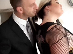 Садо мазо, Большая жопа, Большие сиськи, Блондинки, Минет, Британки, Доминирование, Жесткий секс