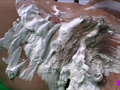 Deutsch, Masturbation, Titten, Unter dem rock