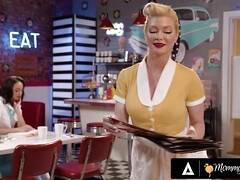 Grote kont, Schattig, Zwart, Interraciaal, Moeder die ik wil neuken, Kut duiken, Ruw, Oud