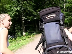 Blondine, Braunhaarige, Verein, Europäisch, Lesbisch, Im freien, Öffentlich, Rasiert