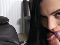 Grosse bite, Sucer une bite, Brunette brune, Indienne, Pov, Réalité, Rasée, Nénés