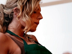 Cul, Lécher le cul, Gros seins, Sucer une bite, Talons, Embrassement, Tatouage, Nénés