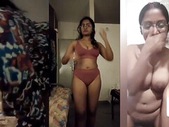 Deshi LIVEGIRLS Sexy Srilankan Big Boobs Girl Showing Her Boobs Ass Pussy To Boyfriend On Video Call - Masturbation