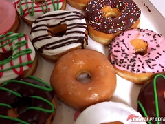 18, 浴室, 茶髪の, ディルド, 手コキする, オナニー, アウトドア, 一人