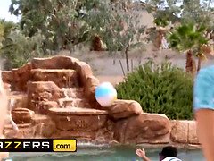 デカ尻, デカパイ, Hd, プール, オマンコ, 剃毛, 恥ずかしがりや