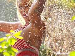 Gros seins, Blonde, Sucer une bite, Hard, Hd, Mère que j'aimerais baiser, Nénés, Mouillée