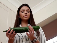 Pijpbeurt, Bruinharig, Classisch, Schattig, Lul, Vrouw, Moeder die ik wil neuken, Kousen