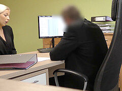 Première fois, Argent, Adolescente