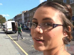 Gros seins, Sucer une bite, Robe, Branlette thaïlandaise, Petite amie, Lunettes, Poilue, Branlette thaïlandaise