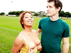 Grote lul, Pijpbeurt, Hondjeshouding, Latijnse vrouw, Masturbatie, Natuurlijke tieten, Tiener, Tieten likken