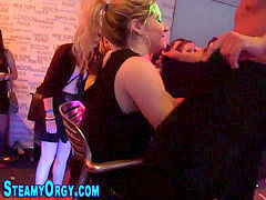 Leie, Blasen, Cfnm, Europäisch, Handjob, Orgie, Party, Jungendliche (18+)