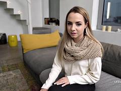 Grosser schwanz, Blondine, Blasen, Spermaladung, Süss, Pov, Titten