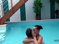 18, フェラチオ, 茶髪の, チェコ, お金, ハメ撮り, 現実, 息子