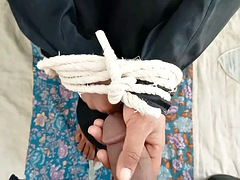 Anaal, Kont, Gebondenheid, Hardcore, Likken, Masseren, Masturbatie