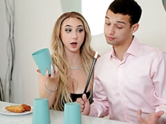 Большая жопа, Блондинки, Минет, Собачьи, Ласковые ручки, Лизание, Милф, Стриптизерша