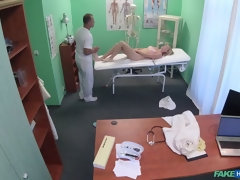 黒人, フェラチオ, 浮気者, 医者, 指いじり, 看護婦, オフィス, ユニフォーム