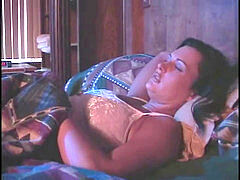 Braunhaarige, Sperma im mund, Spermaladung, Riesig, Flotter dreier, Titten