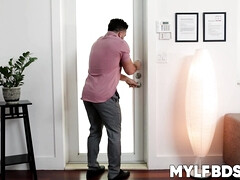 Grosse bite, Gros seins, Brunette brune, Queue, En levrette, Domination, Fétiche, Rugueux