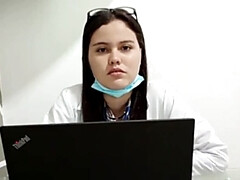 Enthousiasteling, Kont, Hondjeshouding, Sperma in gezicht, Moeder die ik wil neuken, Gezichtspunt, Tieten likken