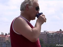 Arsch, Braunhaarige, Betrug, Geile alte tussi, Tschechisch, Schwanz, Hardcore, Ablutschen