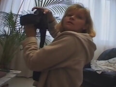 アナル, デカパイ, 手コキする, メイド, 淫乱熟女, 自然山雀, ティーン, オッパイの