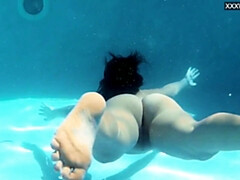 Tussi, Grosse titten, Masturbation, Orgasmus, Öffentlich, Solo, Jungendliche (18+), Unter wasser