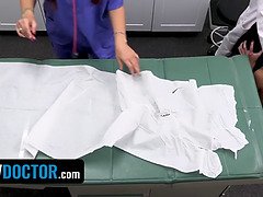 フェラチオ, イく瞬間, 手コキする, なめる, 淫乱熟女, 叫ぶ, ティーン, 三人