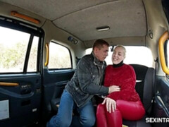 Gros cul, Grosse bite, Gros seins, Blonde, Sucer une bite, Voiture, En levrette, Mère que j'aimerais baiser