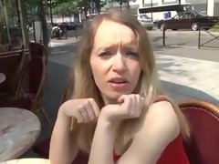 18 ans, Noire, Blonde, Sucer une bite, Talons, Interracial, Léchez, Maigrichonne