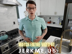 69, 2 femmes 1 homme, Lunettes, Embrassement, Fille latino, Léchez, Naturelle, Piercing