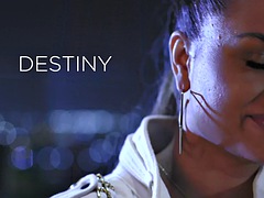 Arschlecken, Grosser schwanz, Blasen, Aufs gesicht abspritzen, Interrassisch, Lingerie, Reiten, Titten