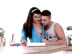 Grosse bite, Brunette brune, En levrette, Seins naturels, Rasée, Maigrichonne, Adolescente, Nénés