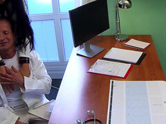 Médecin, Infirmière, Bureau, Culottes ou slips, Chatte, Plan cul à trois, Uniforme, Mouillée