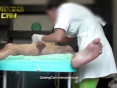 Amateur, Homme nu et filles habillées, Allemand, Gants, Branlette thaïlandaise, Hd, Massage, Orgasme