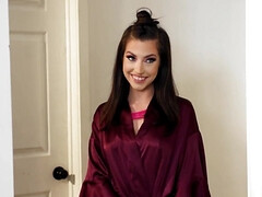 18 ans, Sucer une bite, Gorge profonde, Hd, Domestique, Mature, Seins naturels, Adolescente