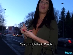 Grosse titten, Blasen, Betrug, Paar, Handjob, Masturbation, Im freien, Muschi