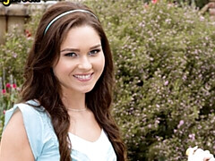 18 ans, Amateur, Doigter, Masturbation, Maigrichonne, Solo, Adolescente, Nénés