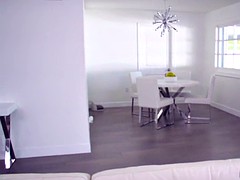 Tussi, Braunhaarige, Spermaladung, Handjob, Hardcore, Titten