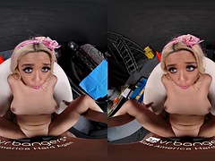 VR BANGERS Slutty neighborhood teen loves your car VR Porn
