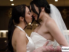 Cunnilingus, Chica, Tetas grandes, Morena, Lesbiana, Pequeña, Estrella porno, Coño